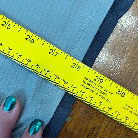 NWT VRST Gray silver athletic tank top size large - Picture 6 of 7